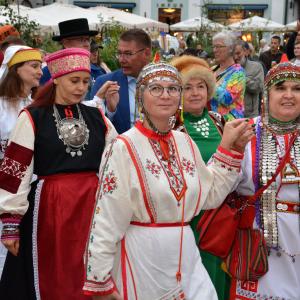 Eestimaa rahvuste päeva raames toimus traditsiooniline Etnolaat.