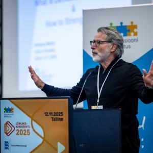 Профессор доктор Вольфганг Меркель. Фото: Эрленд Штауб